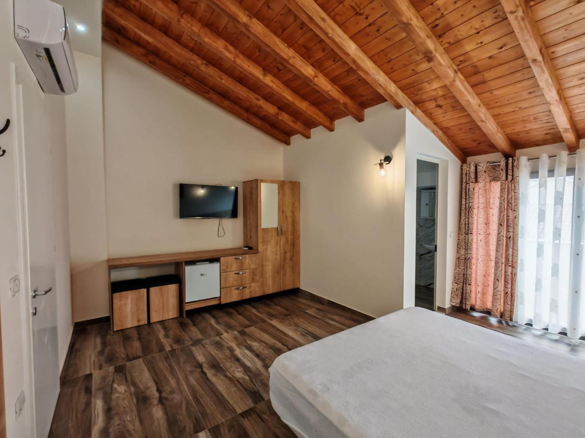 Bellavista Hotell Shëngjin